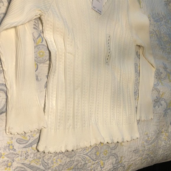 Women's Cream Colored Sweater Size 2X BNWT - Picture 7 of 8